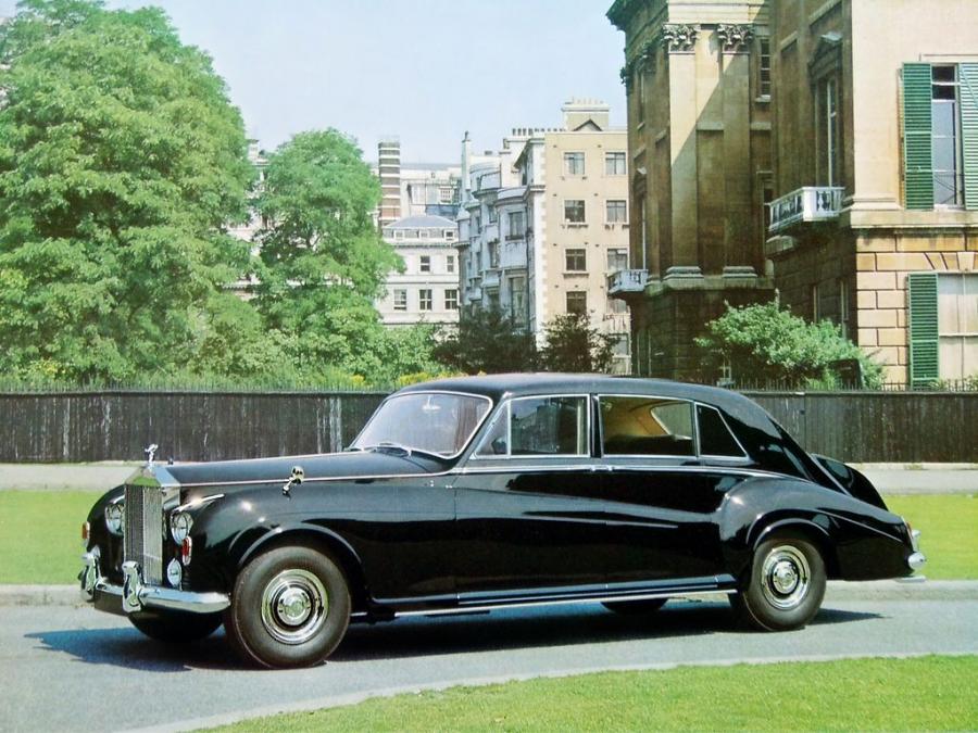 Rolls-Royce Phantom V Limousine by James Young '1959
